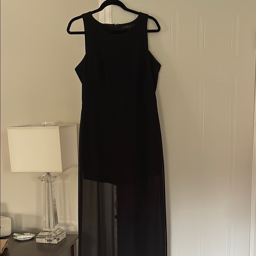 Elegant Black Sleeveless Dress